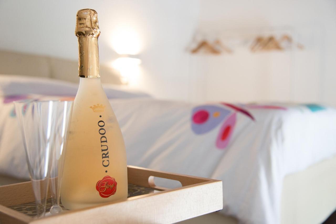 Notti Vesuviane Bed & Breakfast ปอร์ติชี ภายนอก รูปภาพ