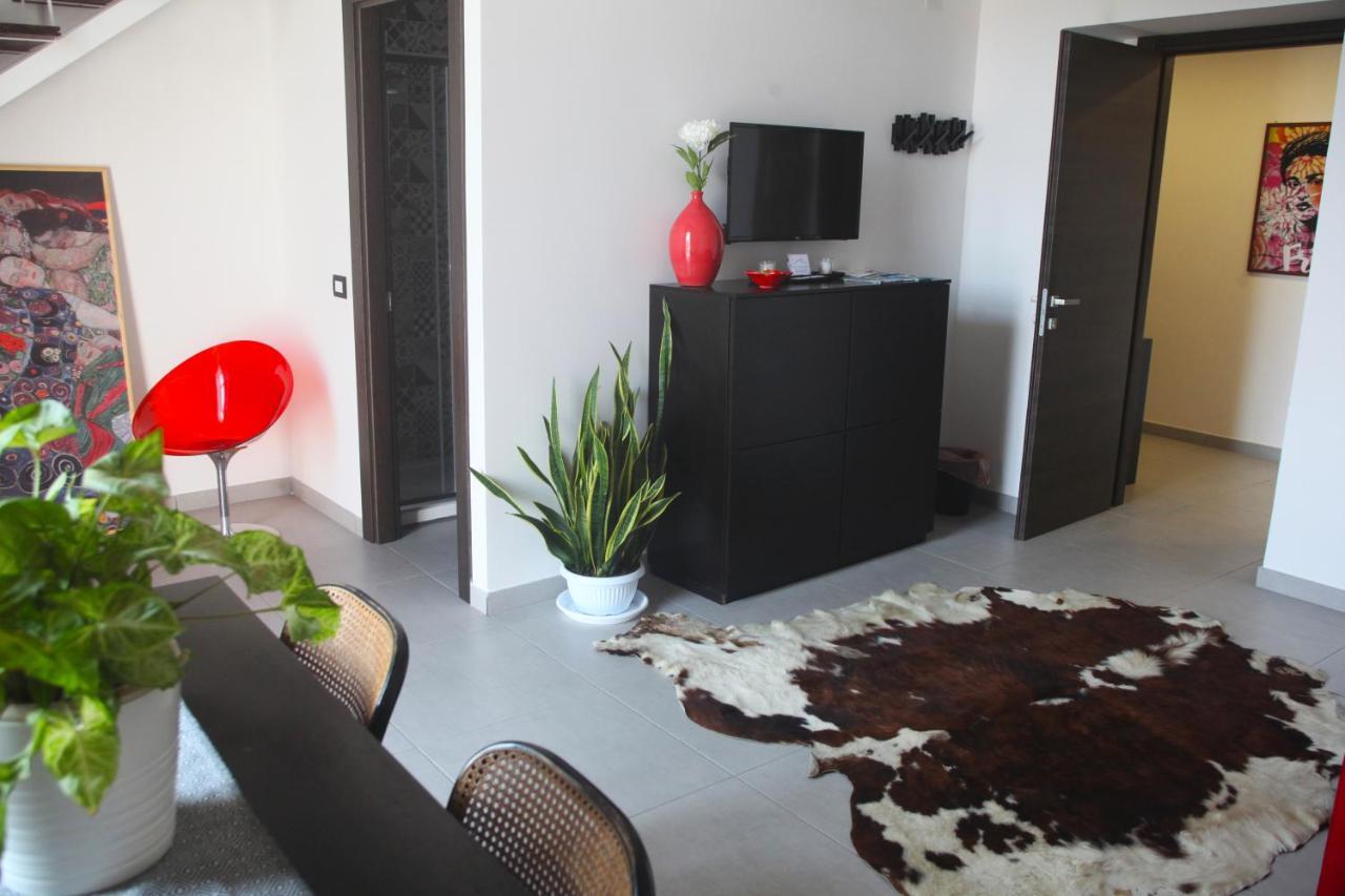 Notti Vesuviane Bed & Breakfast ปอร์ติชี ภายนอก รูปภาพ