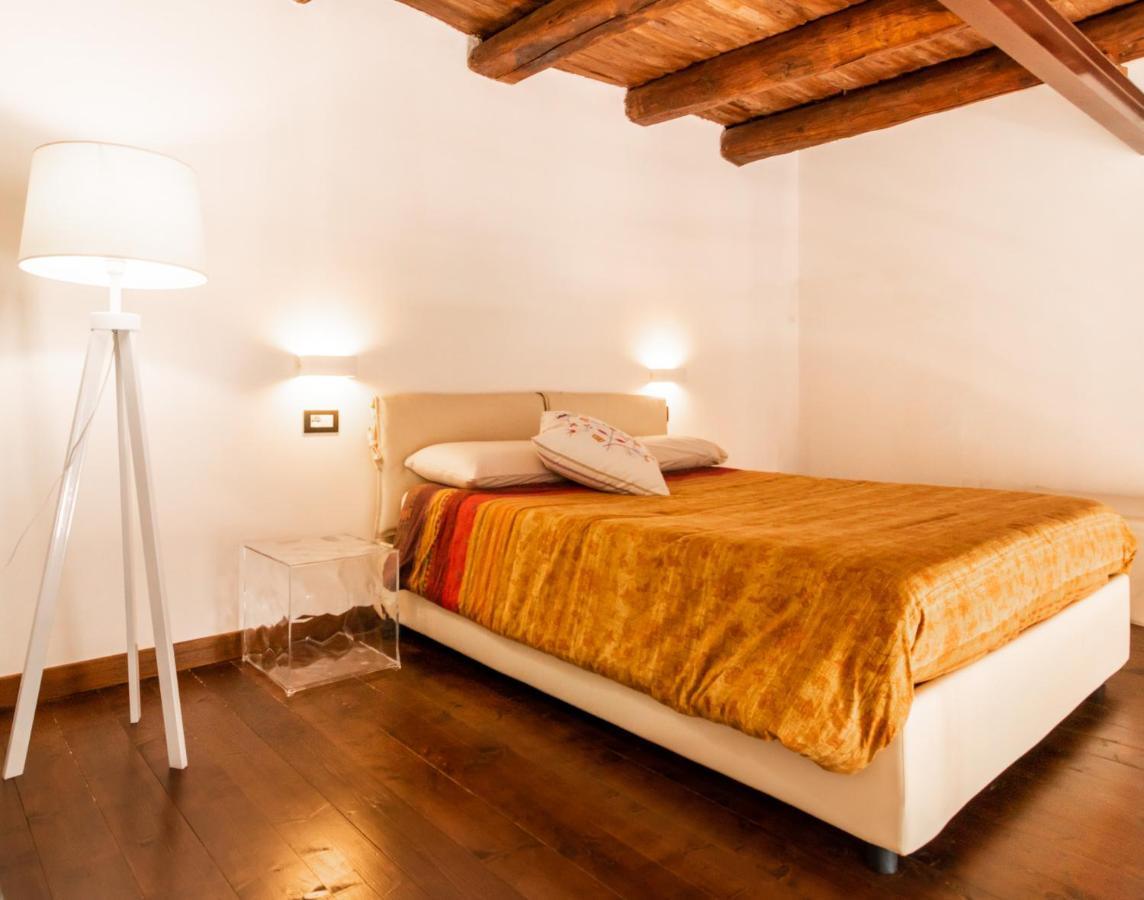 Notti Vesuviane Bed & Breakfast ปอร์ติชี ภายนอก รูปภาพ